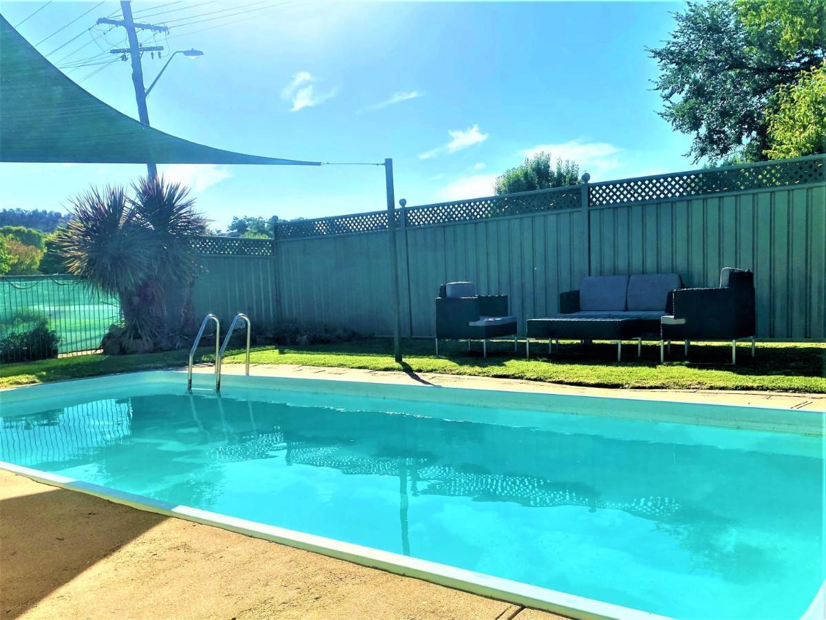 Bradman Motor Inn Cootamundra Dış mekan fotoğraf