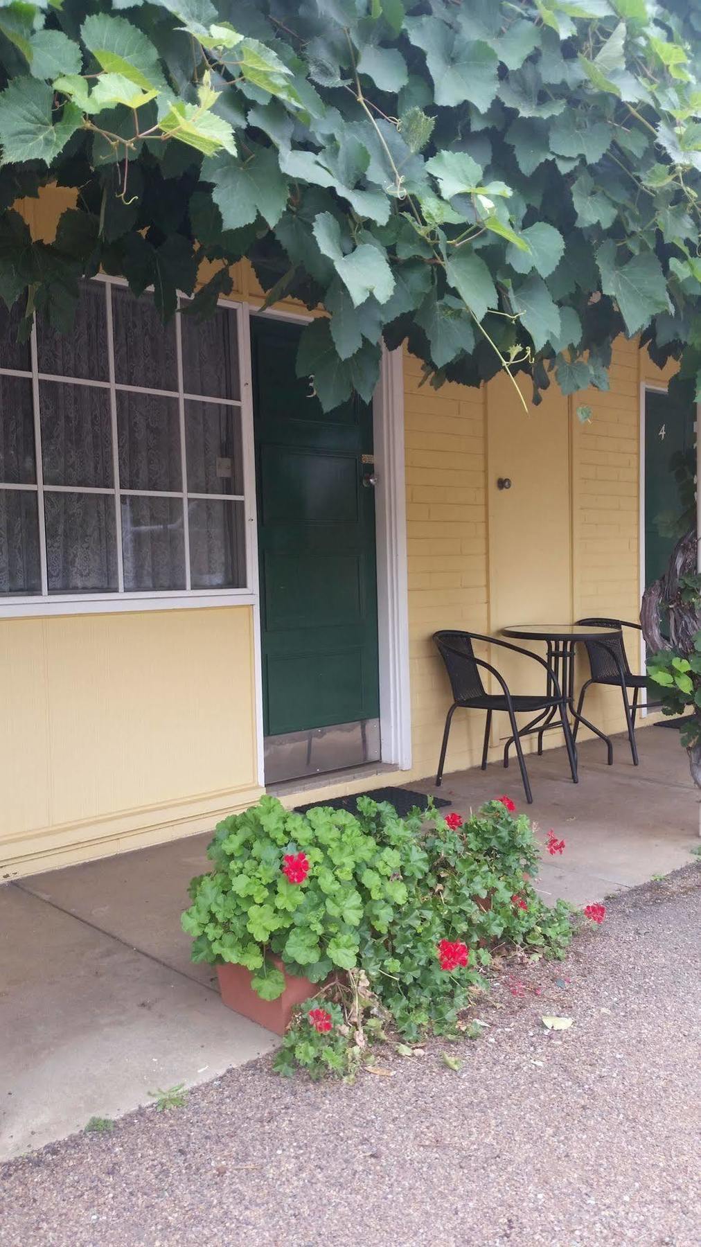 Bradman Motor Inn Cootamundra Dış mekan fotoğraf